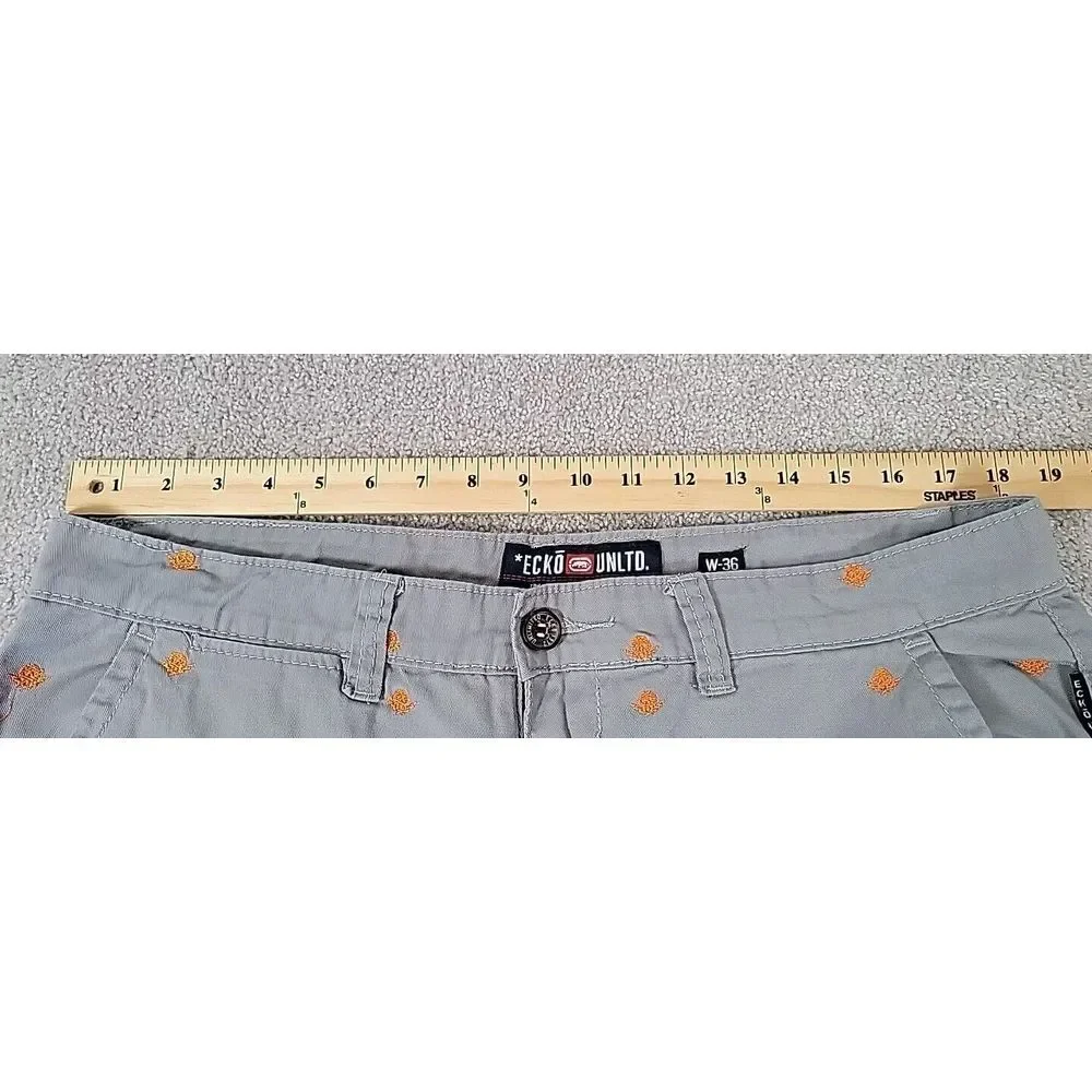 Y2K Ecko Unltd  Shorts Mens 36 Gray Baggy All Over Pattern Skulls Size‎ 36